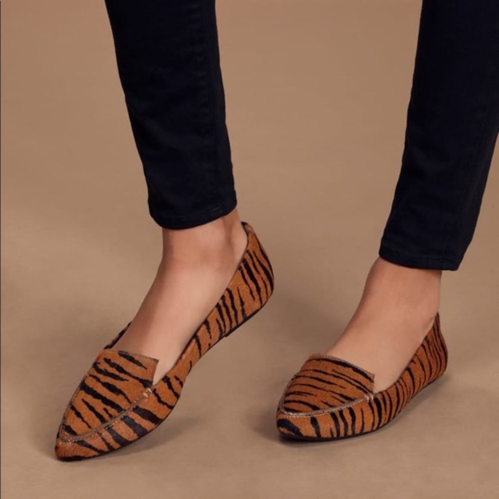 Lulu's Tiger-Print Brown & Black Pointed Flats